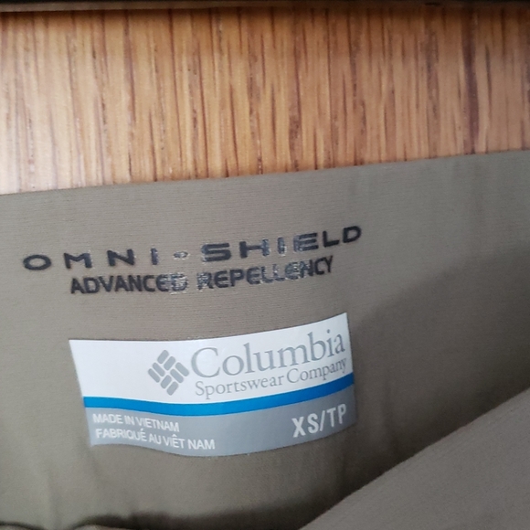 Women's extra small Columbia hiking pants - Picture 2 of 4